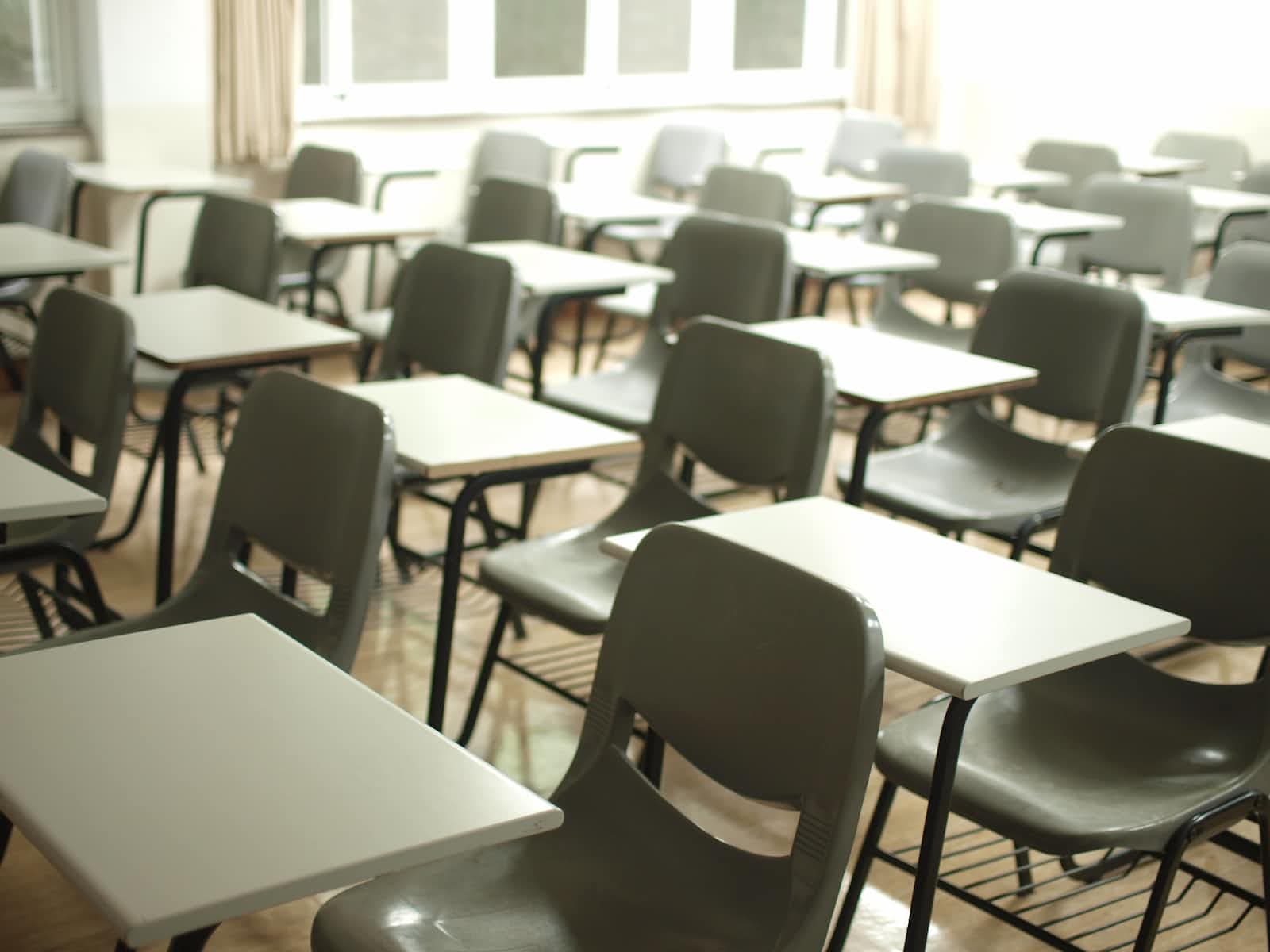 Read-only and optional class properties with TypeScript